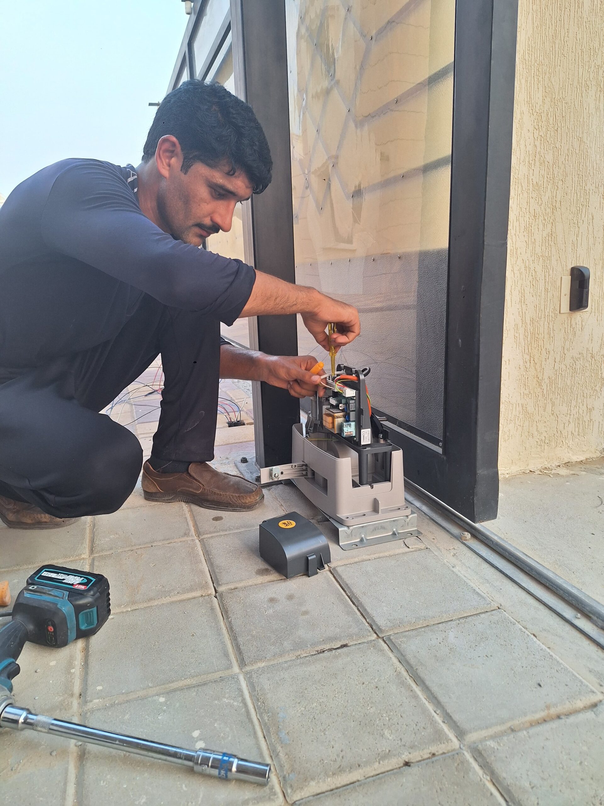 Beninca Bull 5m New Sliding Gate Motor Installation