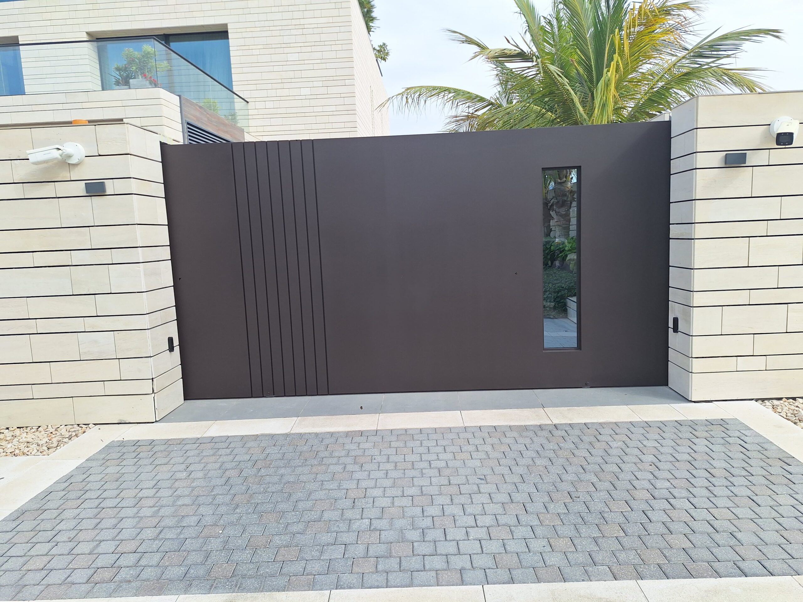 Somfy Elixo 800kg Sliding Gate Motor Installed at Jumairv Abu Dhabi