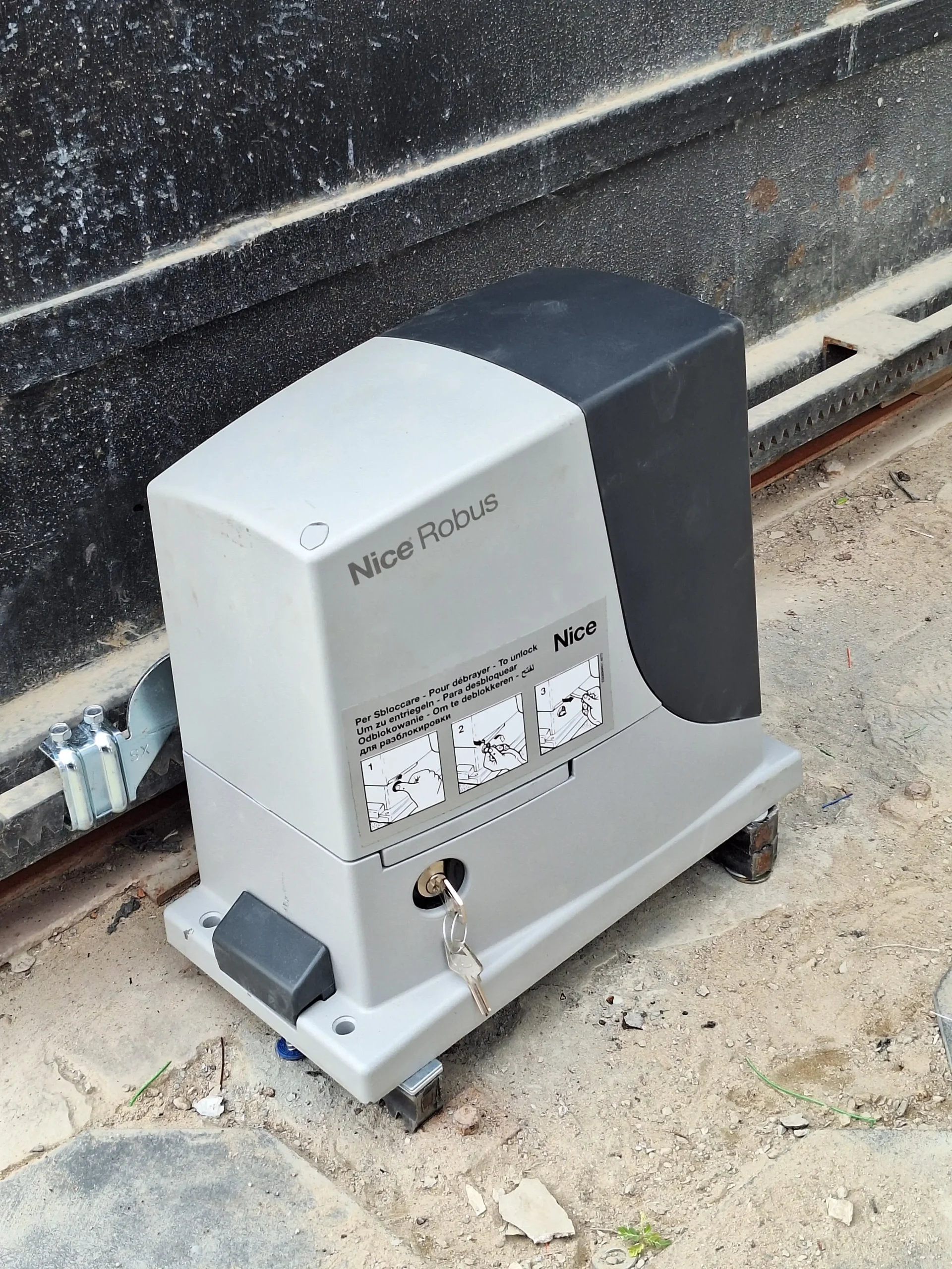 New Nice Robus 600kg Sliding Gate Motor Installation Abu Dhabi Al Shamkha on 18.2.25