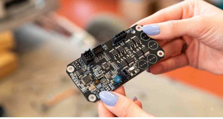 Synthesis of Compositional Microprogram Control Units for Auto Gate Programmable Devices